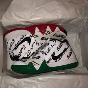 Nike Kyrie Equality (GS) shoes